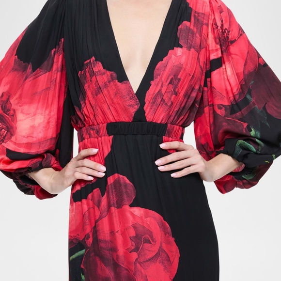 Alice & Olivia Long Sleeve Dress - Picture 2 of 4